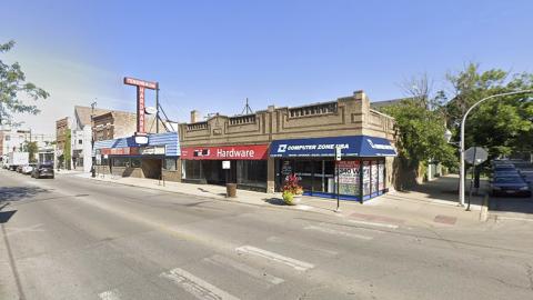 1138 W. Belmont 