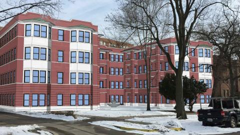 4907 N. Paulina