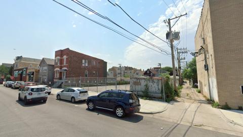 2212 S. Leavitt 